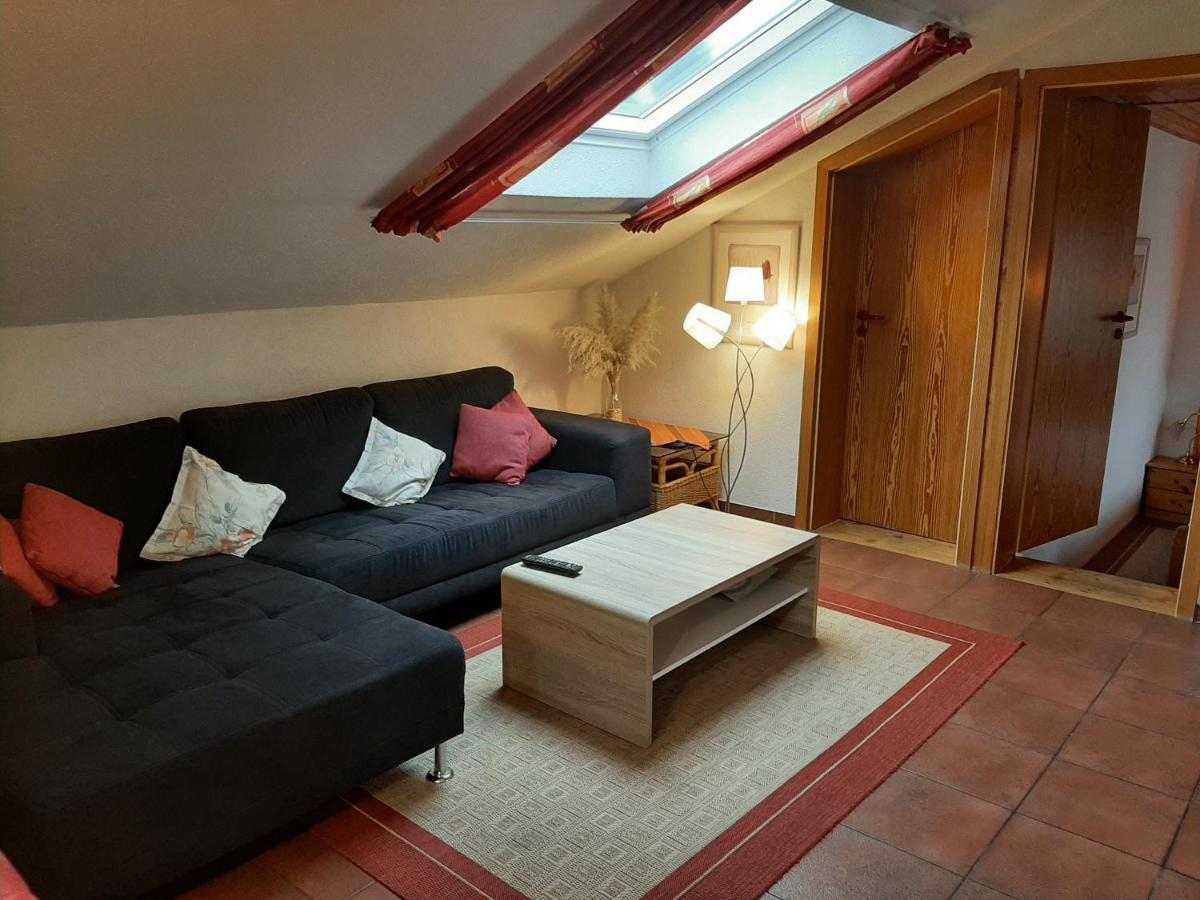 Ferienwohnung Evangeline Borsch Zell an der Mosel Exterior photo