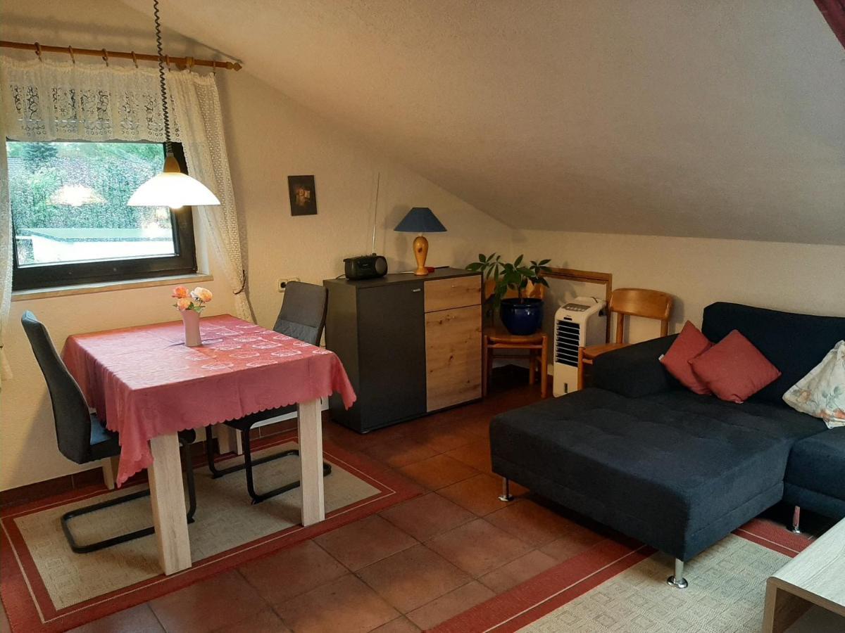 Ferienwohnung Evangeline Borsch Zell an der Mosel Exterior photo